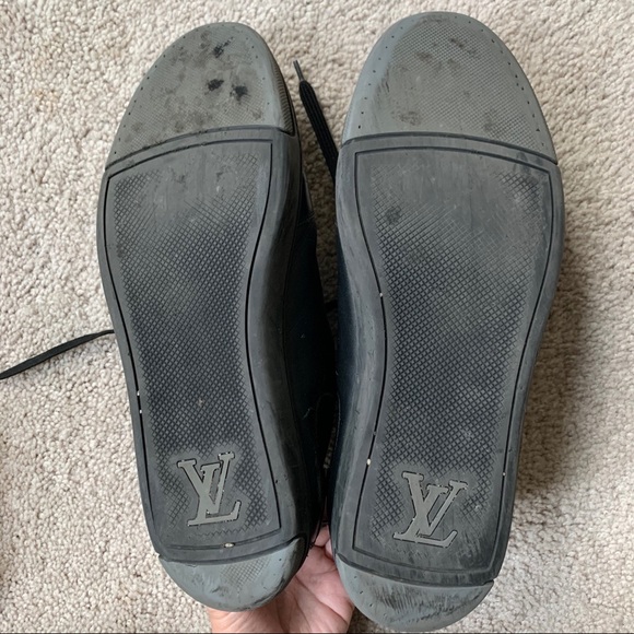 Louis Vuitton Mens Black Slalom Sneaker - Picture 8 of 8